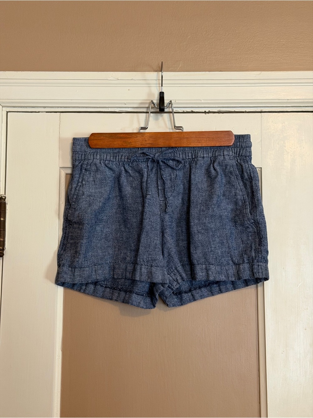 Old Navy Women’s Casual Drawstring Linen-Blend Shorts - Blue
